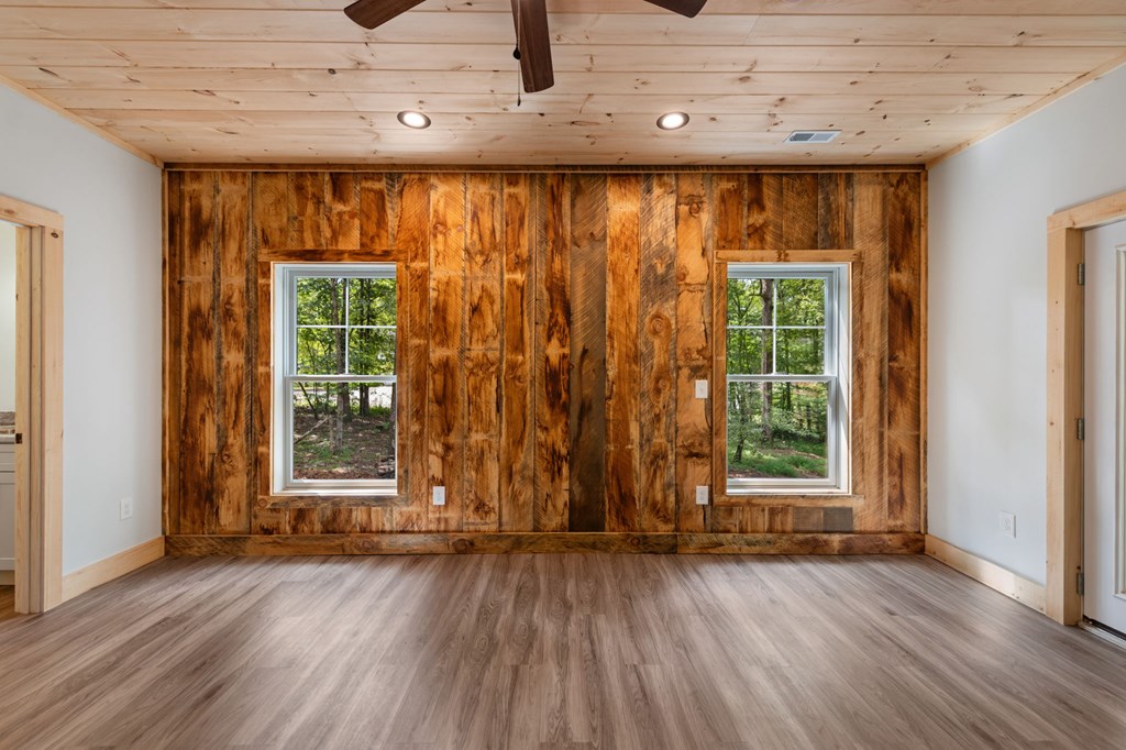 419557 Morganton Residential