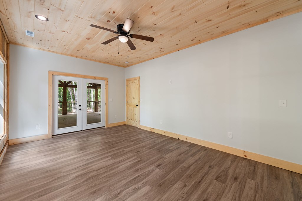 419557 Morganton Residential