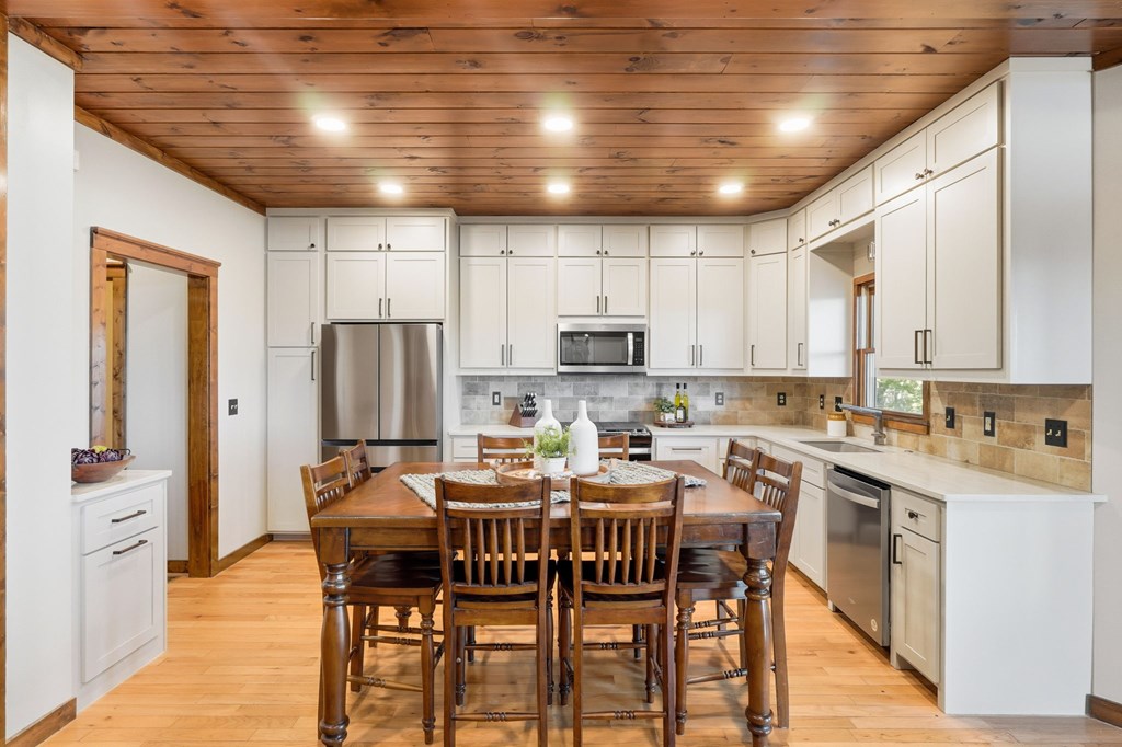 419559 Ellijay Residential