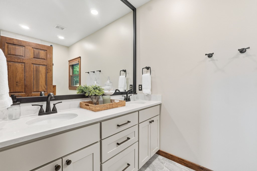 419559 Ellijay Residential