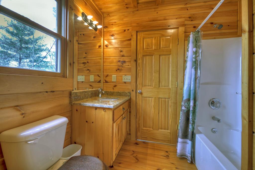 419566 Ellijay Residential