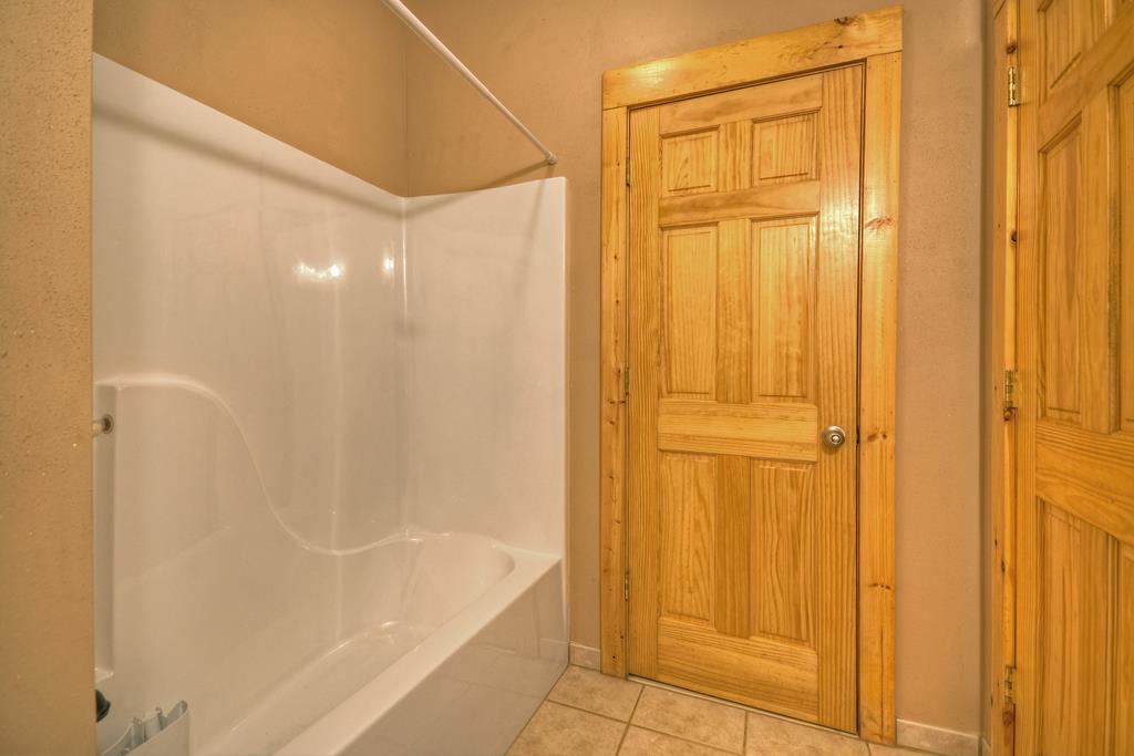 419566 Ellijay Residential