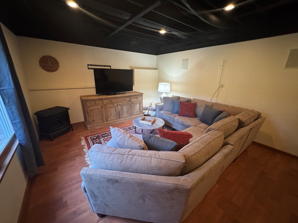 419573 Blue Ridge Residential