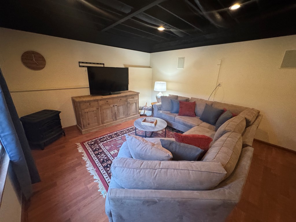 419573 Blue Ridge Residential