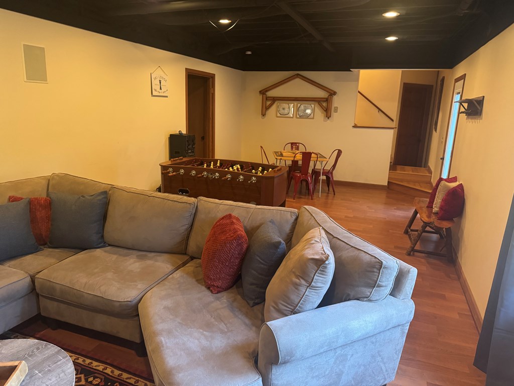 419573 Blue Ridge Residential