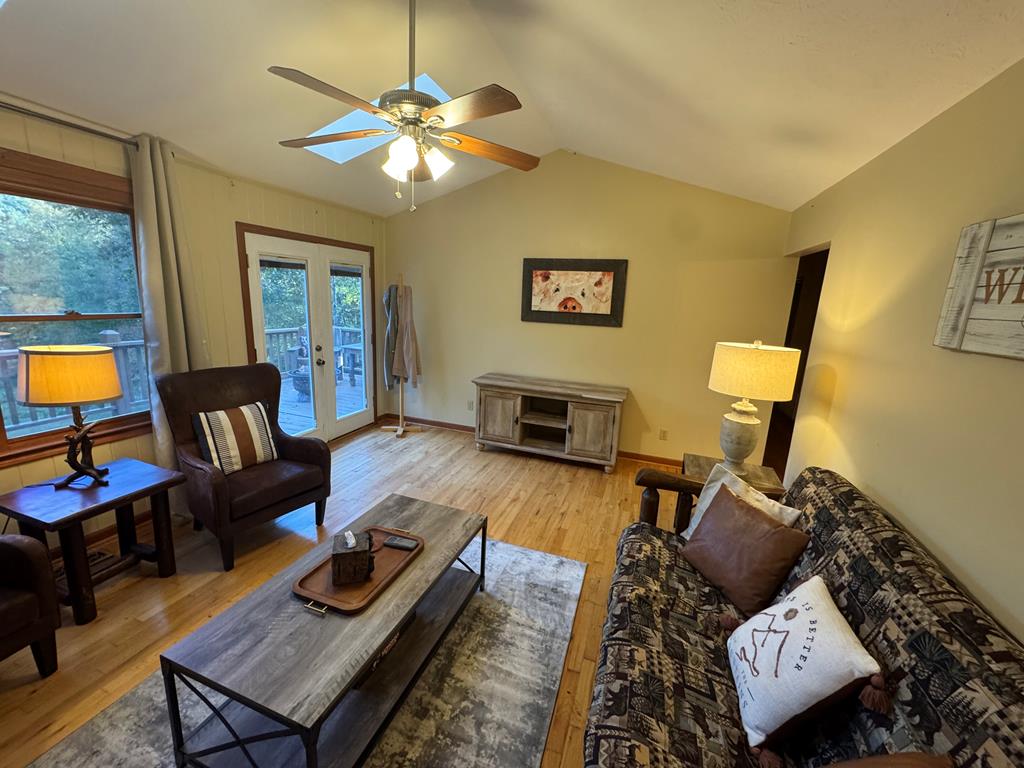 419573 Blue Ridge Residential