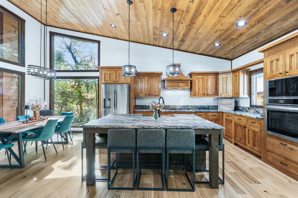 419579 Morganton Residential