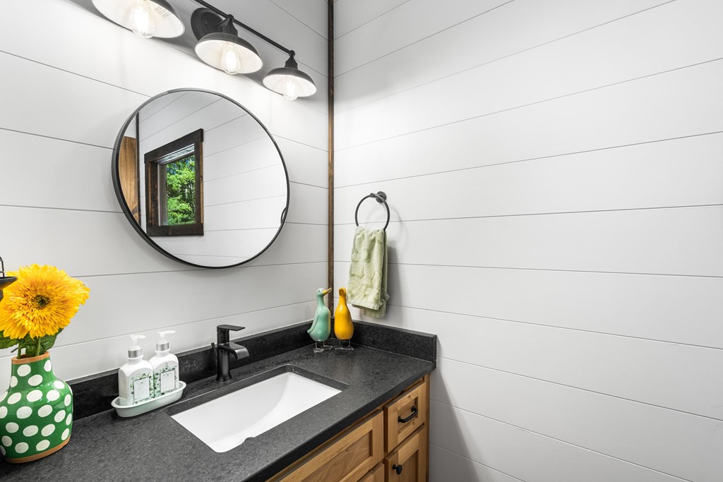 419579 Morganton Residential