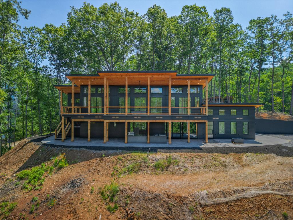 419585 Mineral Bluff Residential