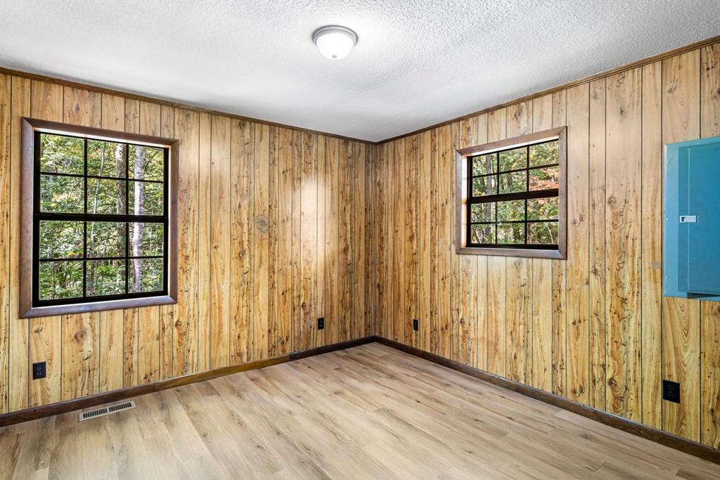 419591 Murphy Residential