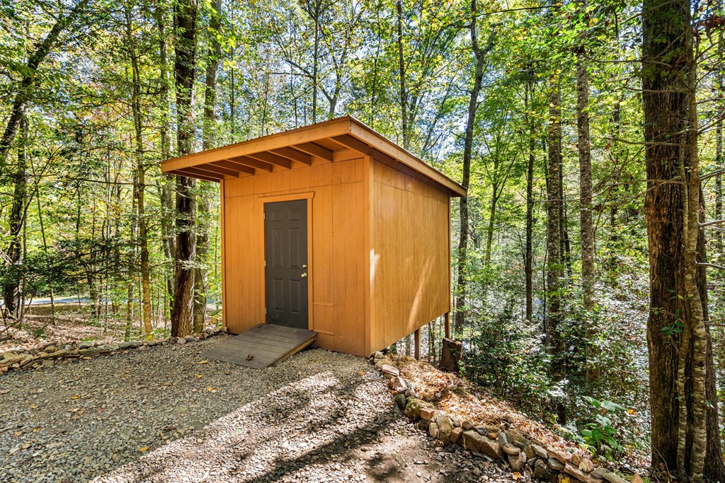 419591 Murphy Residential
