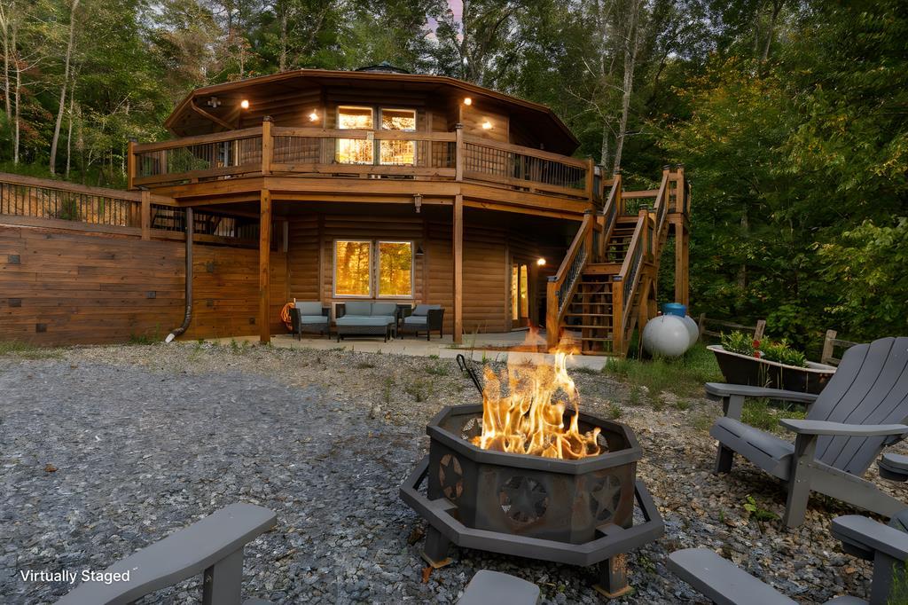 419592 Blue Ridge Residential