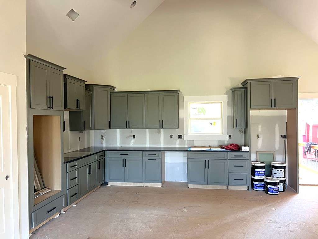 419595 Hiawassee Residential