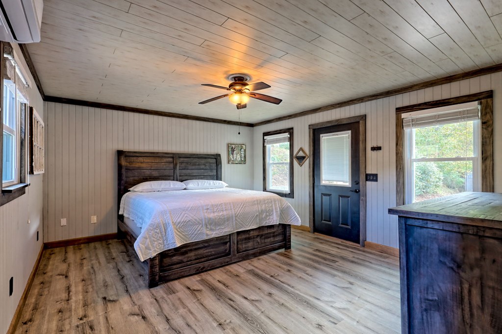 419614 Hayesville Residential