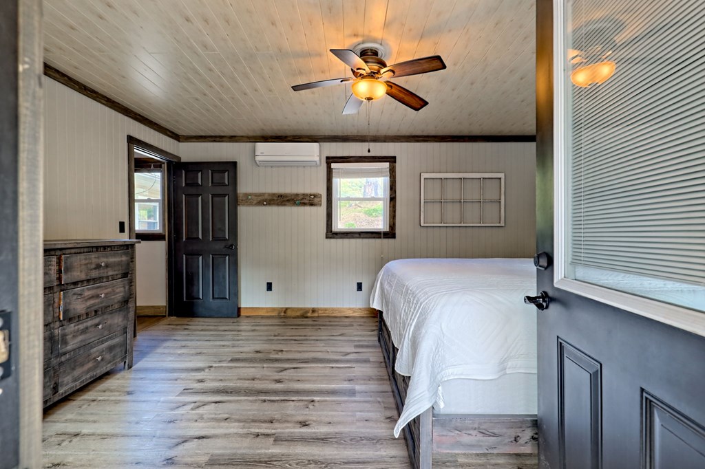 419614 Hayesville Residential