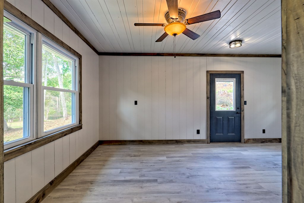 419614 Hayesville Residential