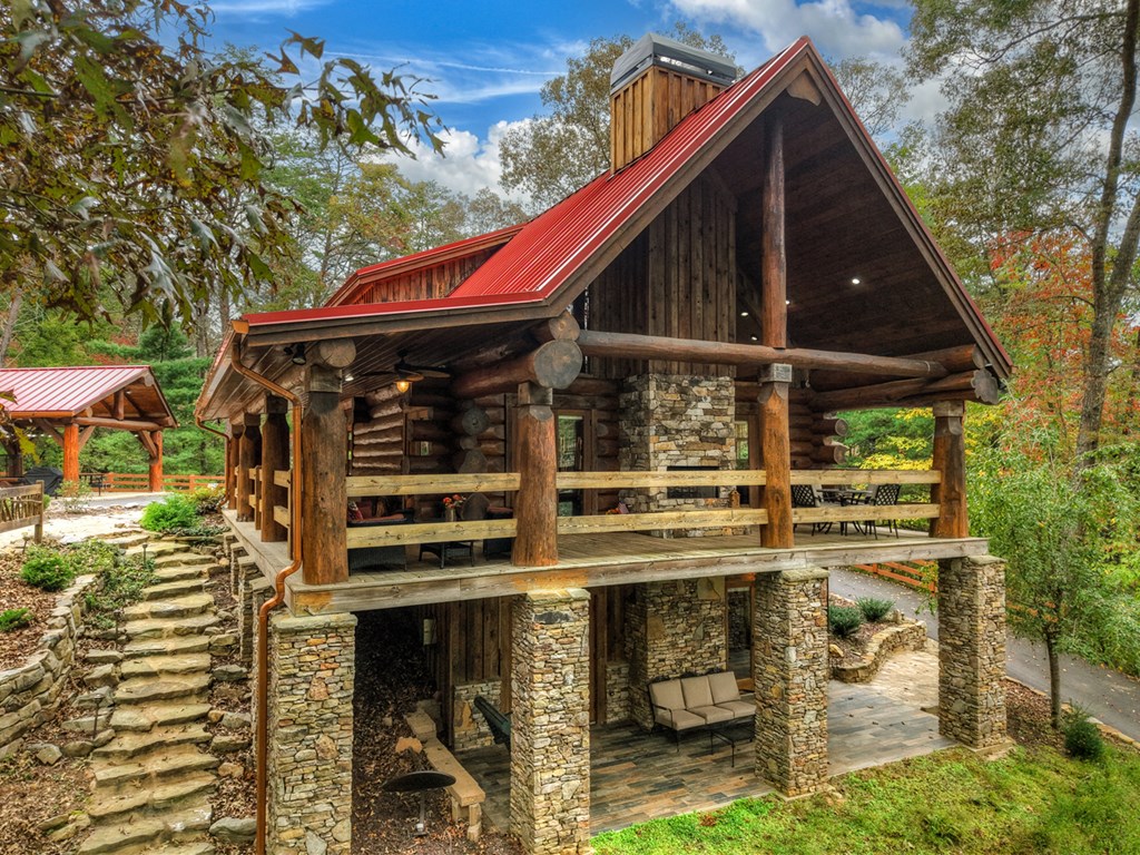 419616 Mineral Bluff Residential