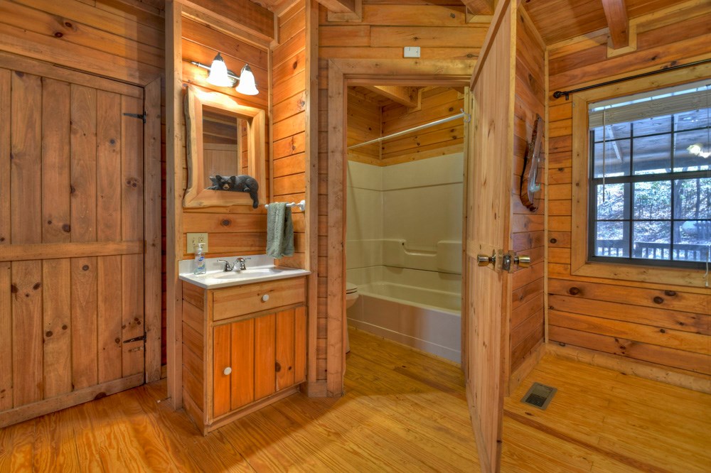 419622 McCaysville Residential