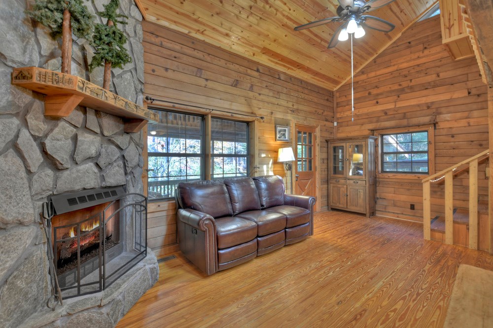 419622 McCaysville Residential