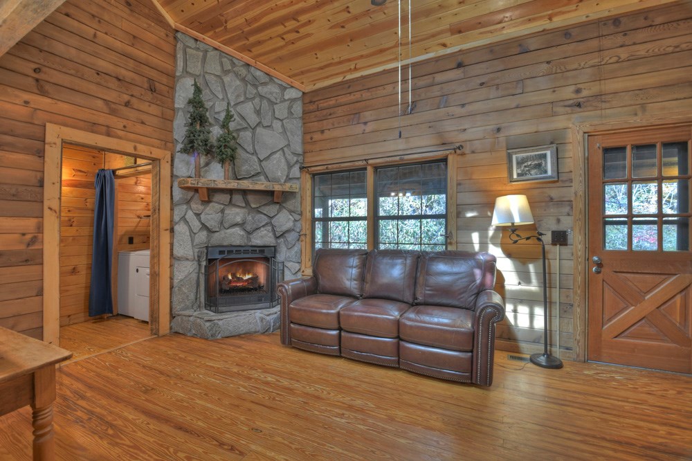 419622 McCaysville Residential