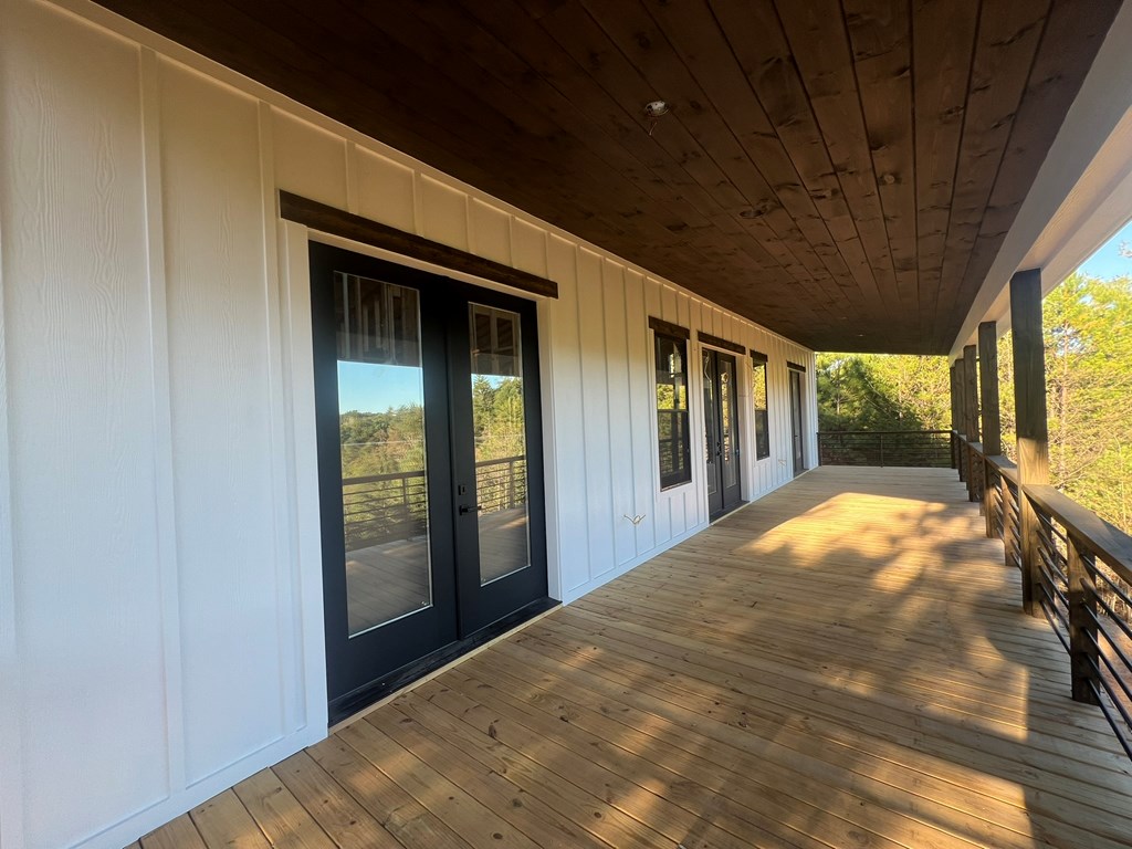 419625 Mineral Bluff Residential