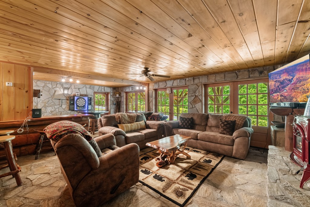 419632 Morganton Residential