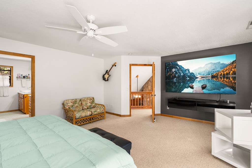 419642 Hayesville Residential