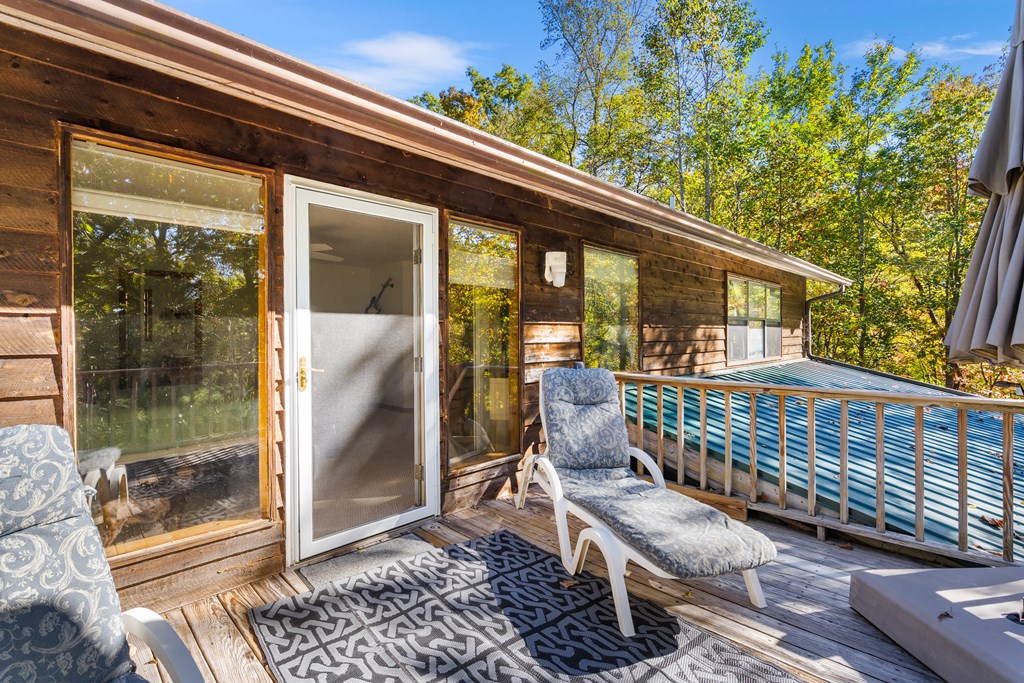 419642 Hayesville Residential