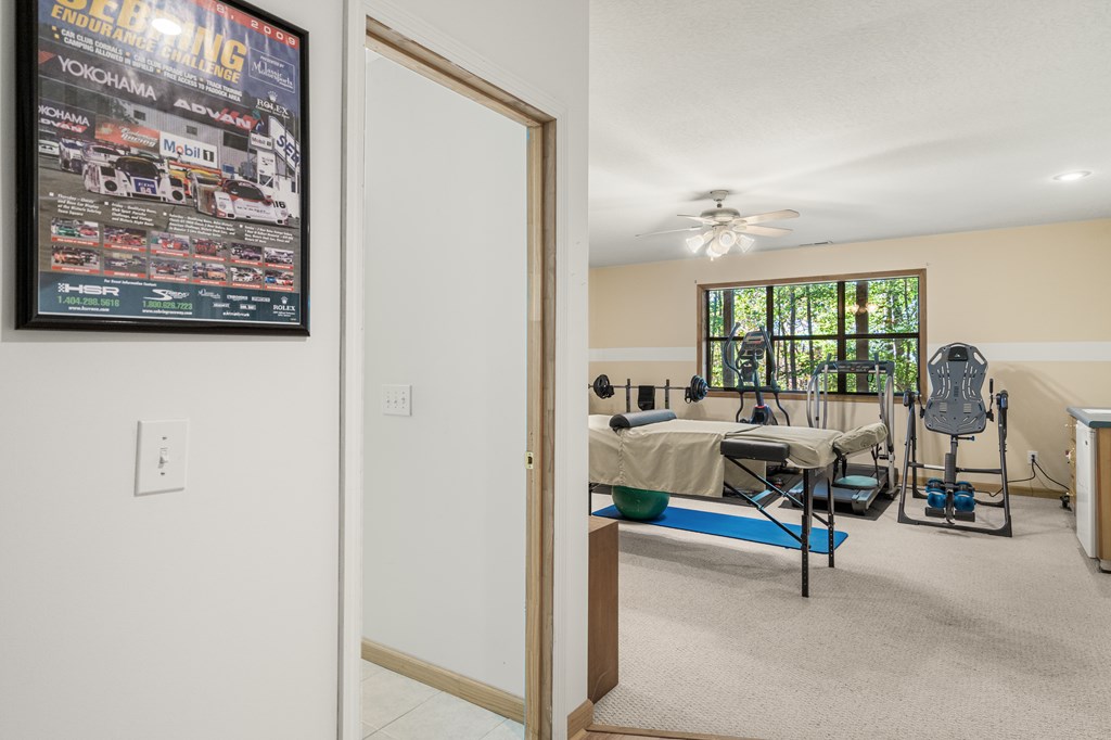 419642 Hayesville Residential