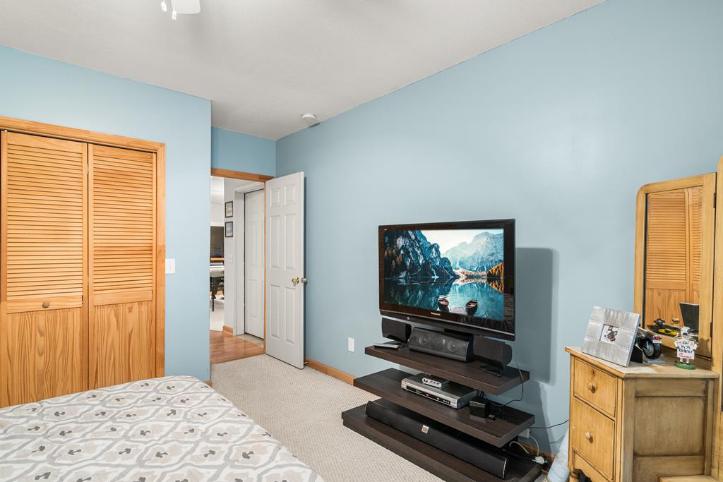 419642 Hayesville Residential