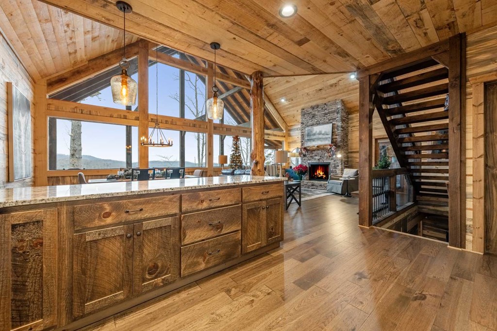 419654 Blue Ridge Residential
