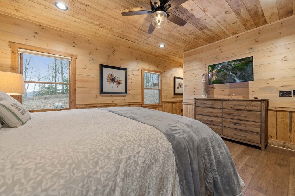 419654 Blue Ridge Residential