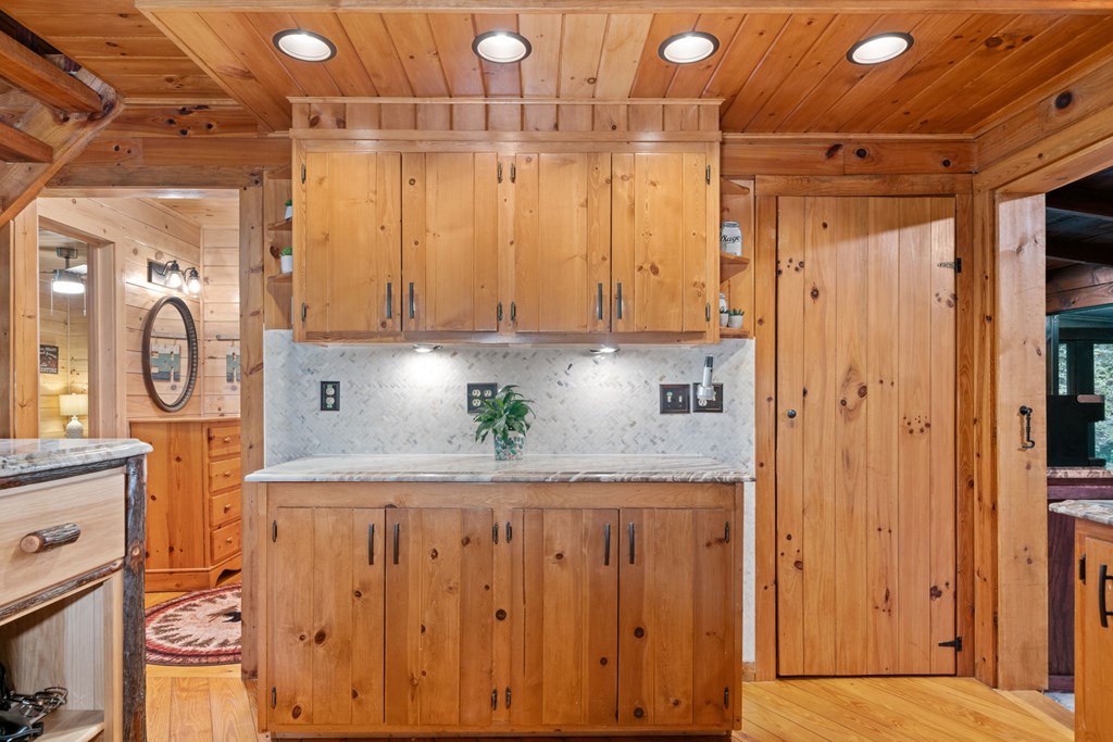 419655 Blue Ridge Residential