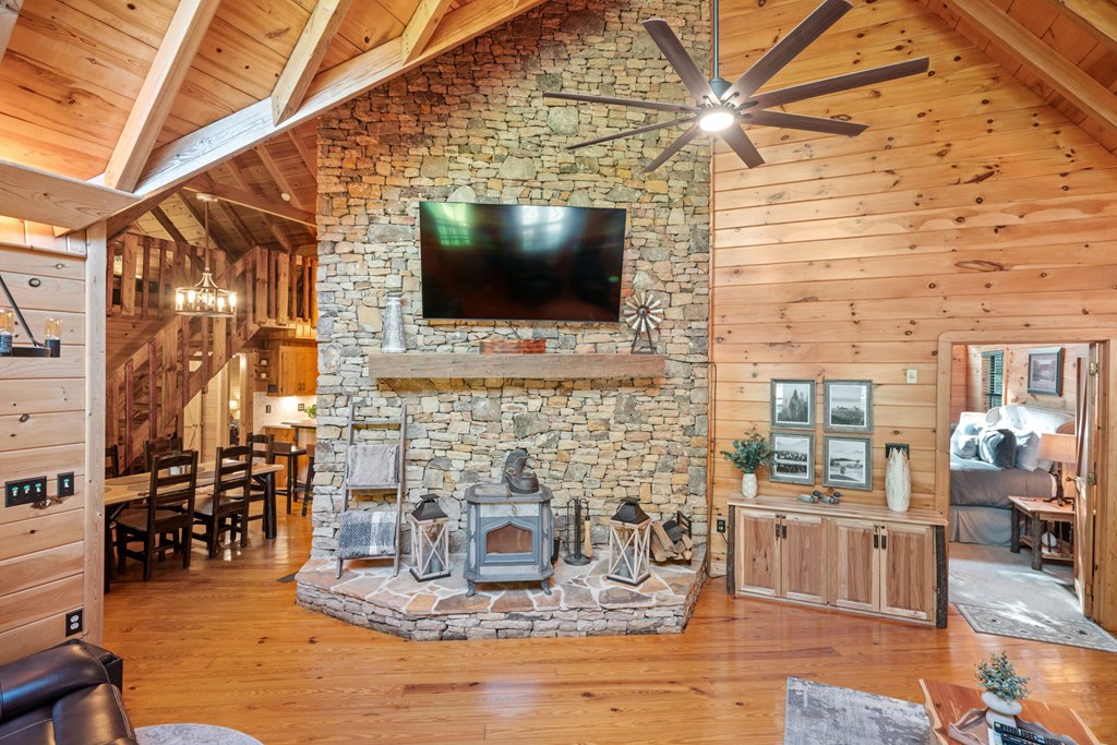 419655 Blue Ridge Residential