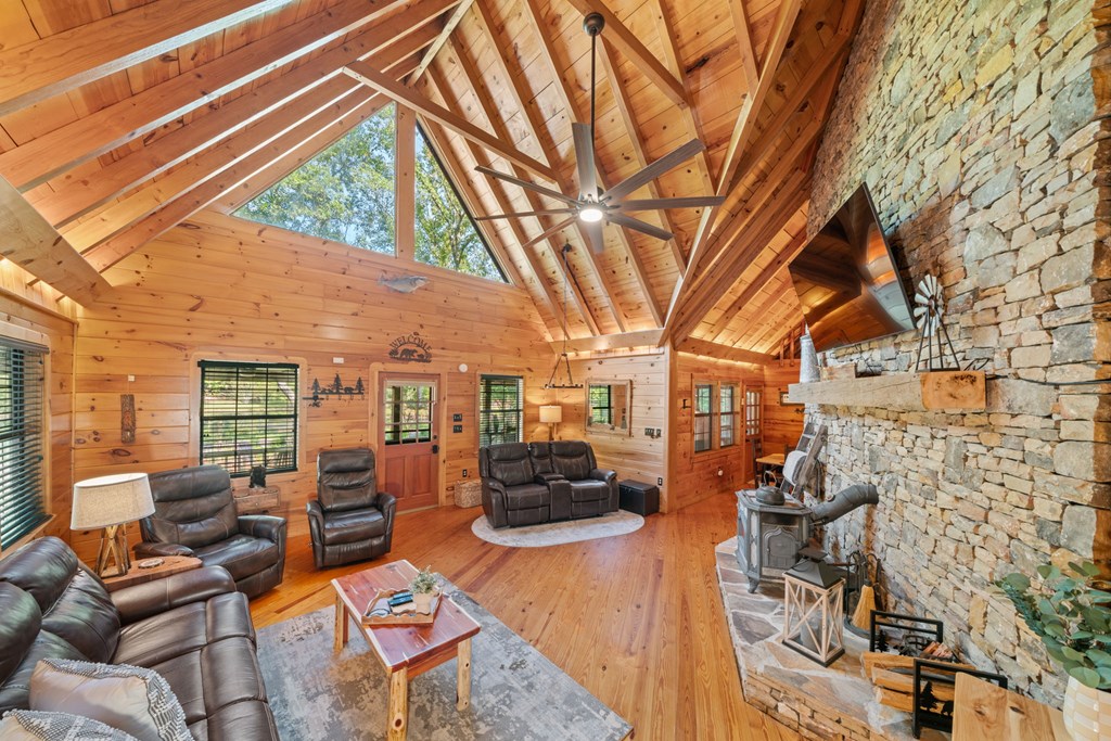 419655 Blue Ridge Residential