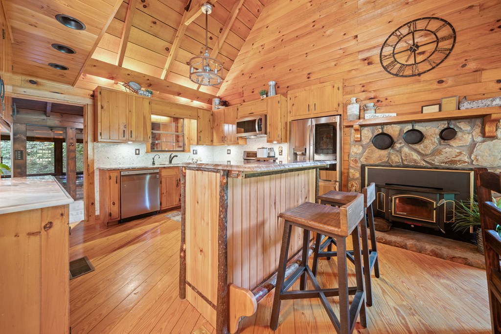 419655 Blue Ridge Residential