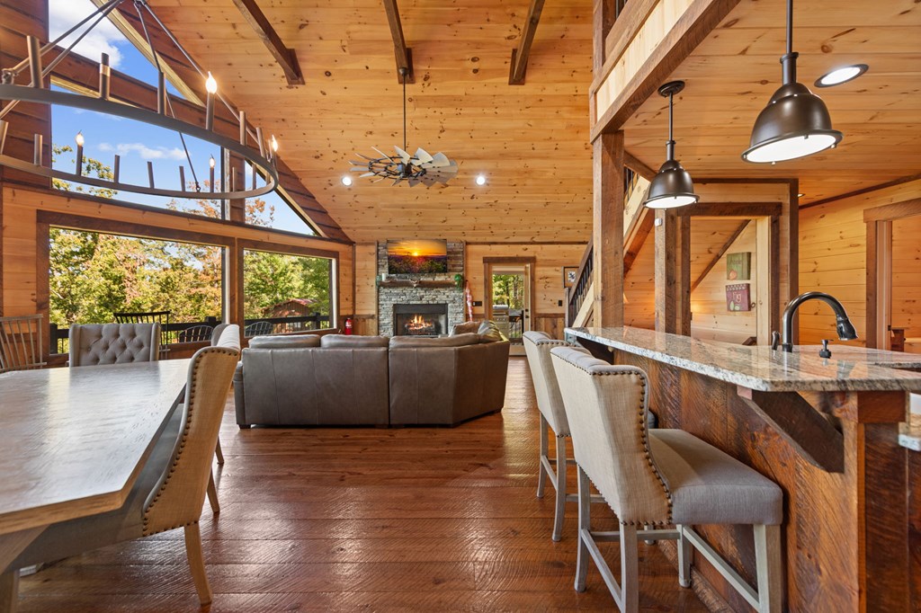 419670 Blue Ridge Residential