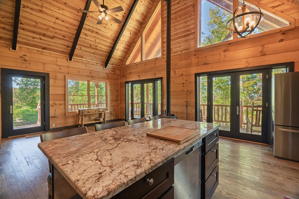 419672 Ellijay Residential