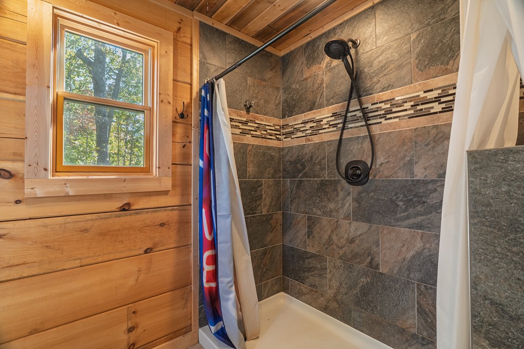 419672 Ellijay Residential