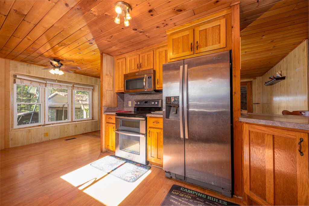 419673 Murphy Residential