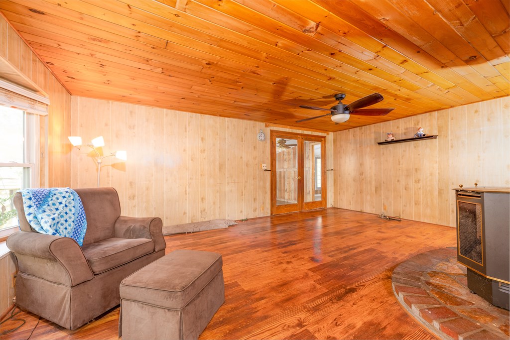 419673 Murphy Residential