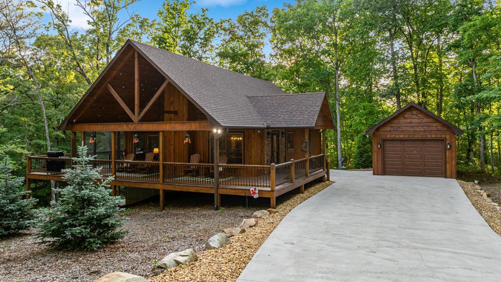 419674 Mineral Bluff Residential