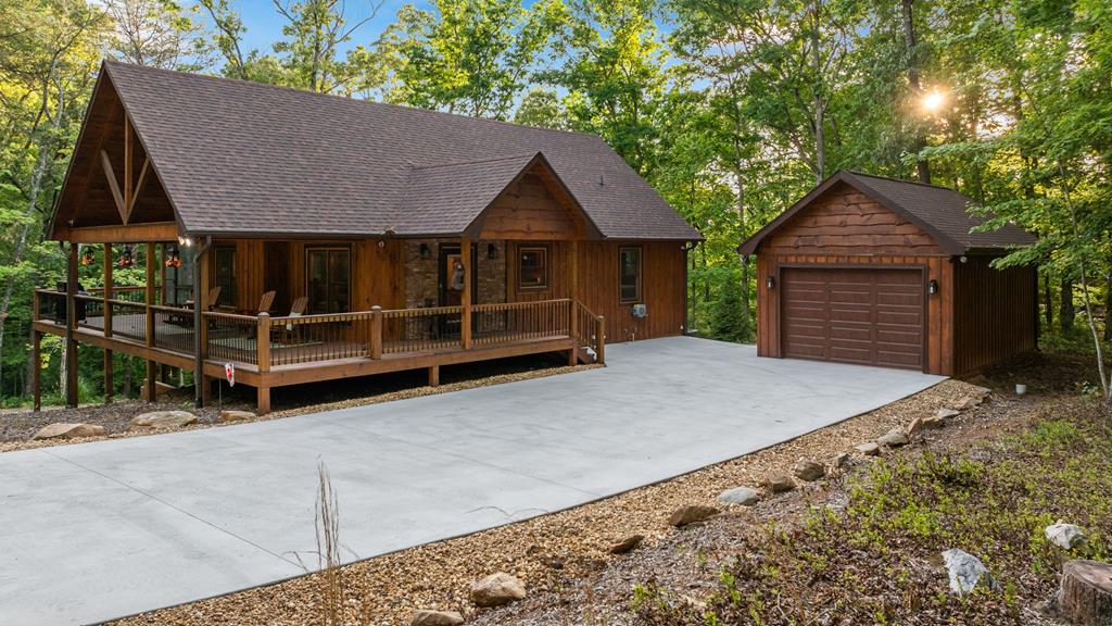 419674 Mineral Bluff Residential
