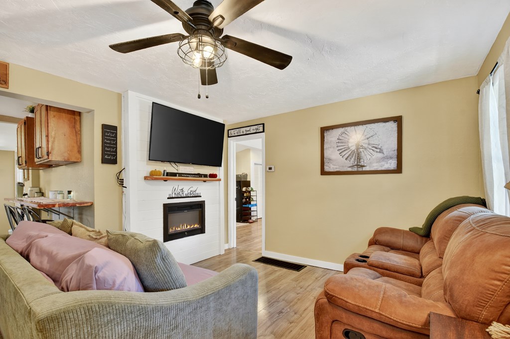 419701 McCaysville Residential