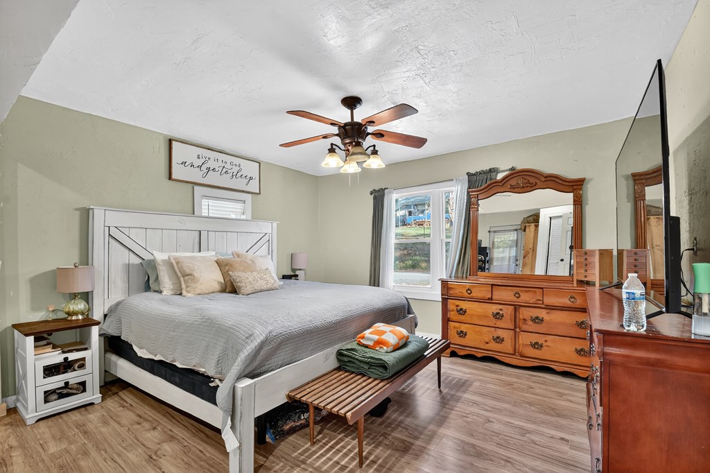 419701 McCaysville Residential