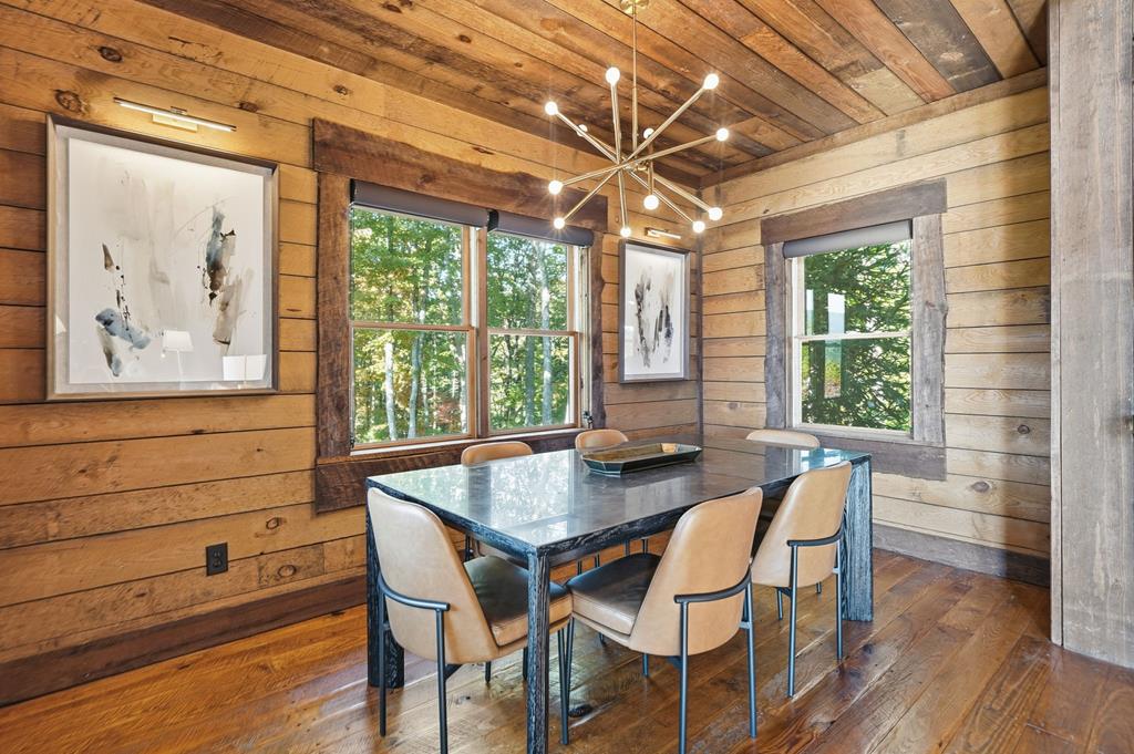 419712 Blue Ridge Residential