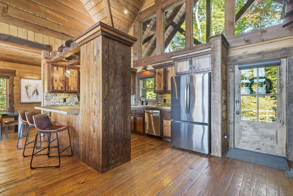 419712 Blue Ridge Residential