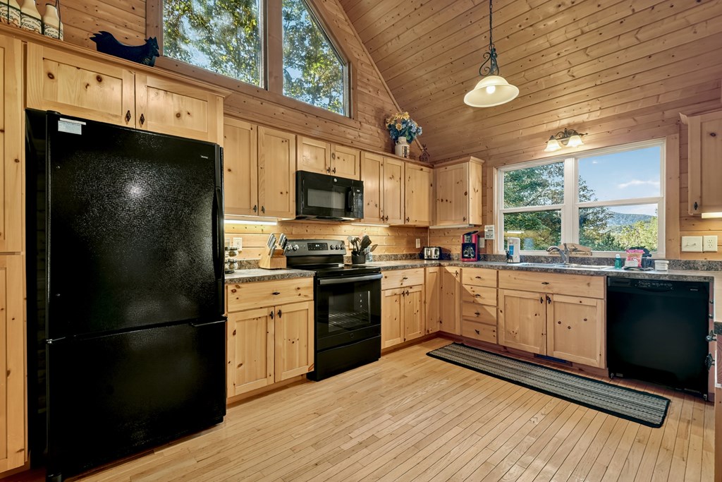 419713 Blue Ridge Residential