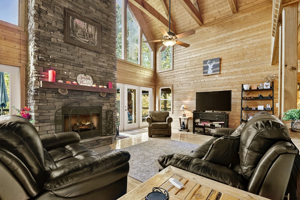 419713 Blue Ridge Residential