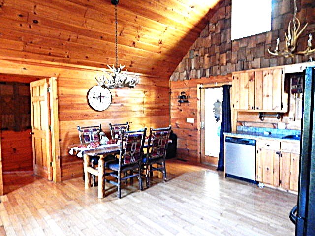 419715 Blue Ridge Residential